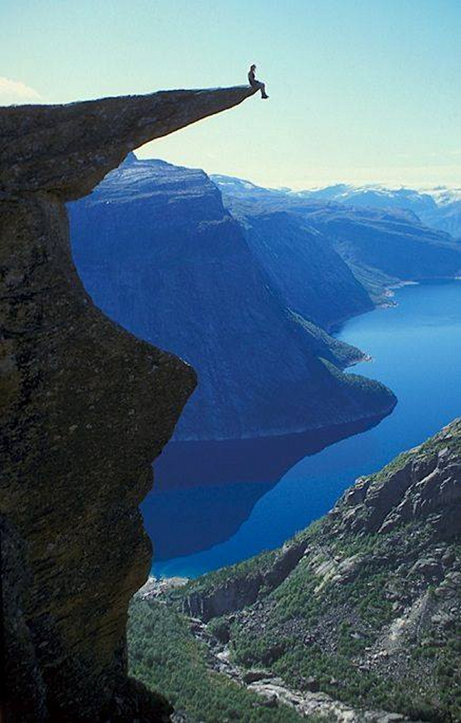 33 Most Beautiful and Breathtaking Places in the World