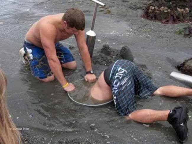 No Matter How Much You Think Your Job Sucks, It Couldn't Be As Bad As These! - (18 Pics)