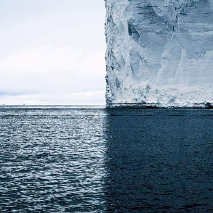 1Pics - 4 Shades of Blue in Antarctica Photographer: David Burdeny