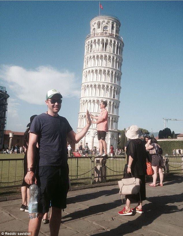 How to Pose with the Leaning Tower Of Pisa (37 Pics)