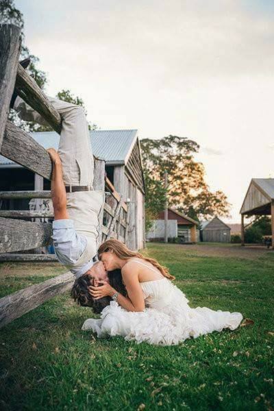 18 Most Creative And Funny Wedding Pics You Have Ever Seen