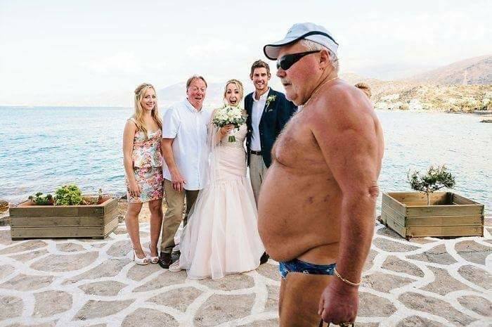 25 Best Wedding Photobombs Of All Time