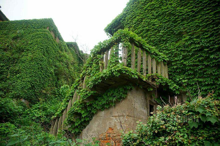 Abandoned Places In China (10 Pics)