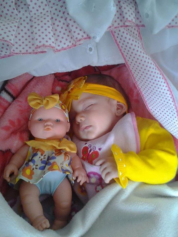14 Babies Who Look Just Like Their Dolls