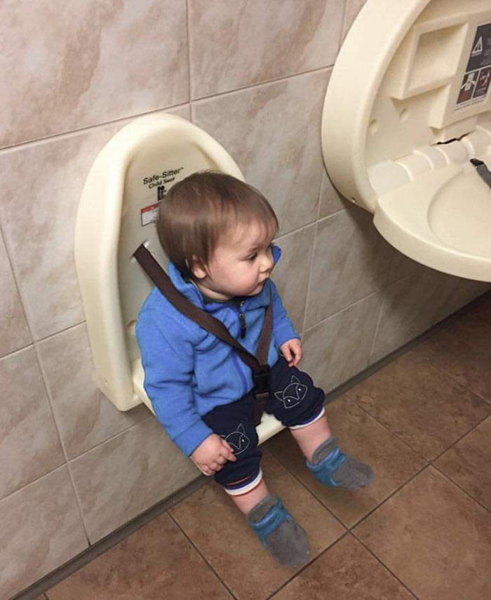 Genius Restroom Solutions To Problems That Often Seem Unavoidable (27 Pics)
