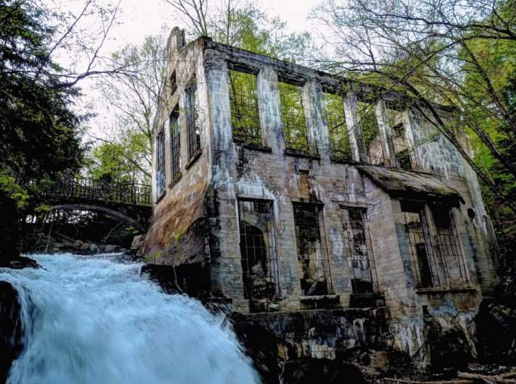 12 Abandoned Places Around The World