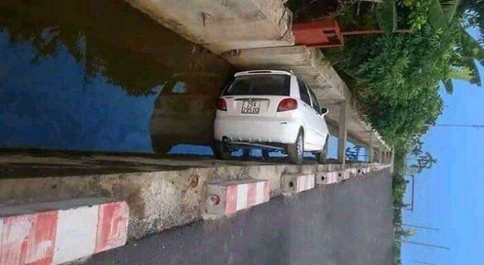 Fails And Accidents So Expensive, It Hurts To Watch! (30 Pics)