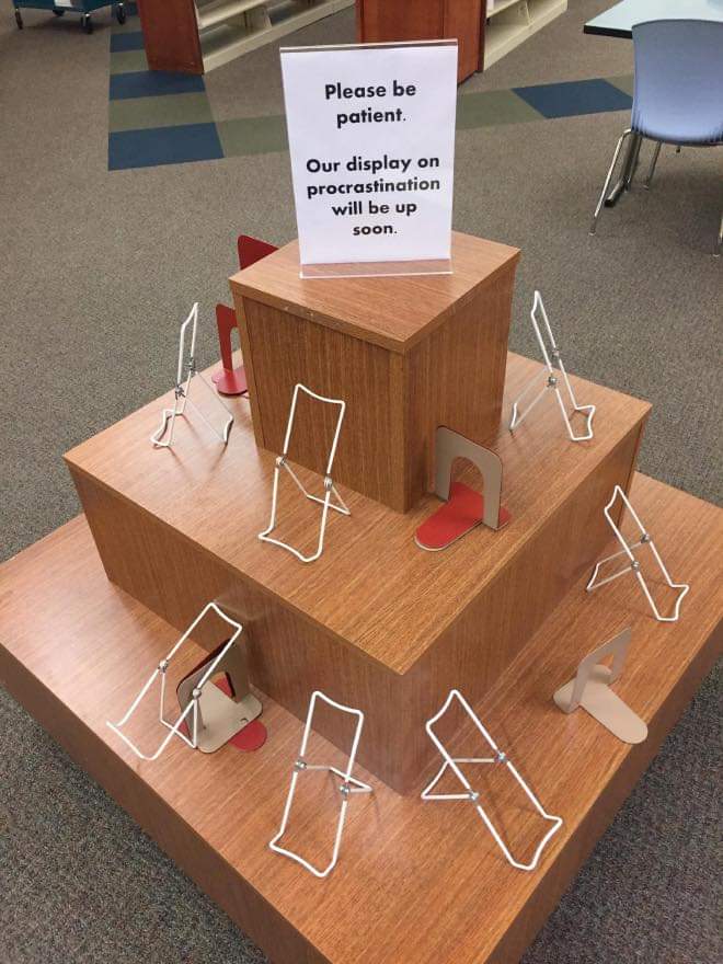 Some Librarians Have a Great Sense of Humor (22 Pics)