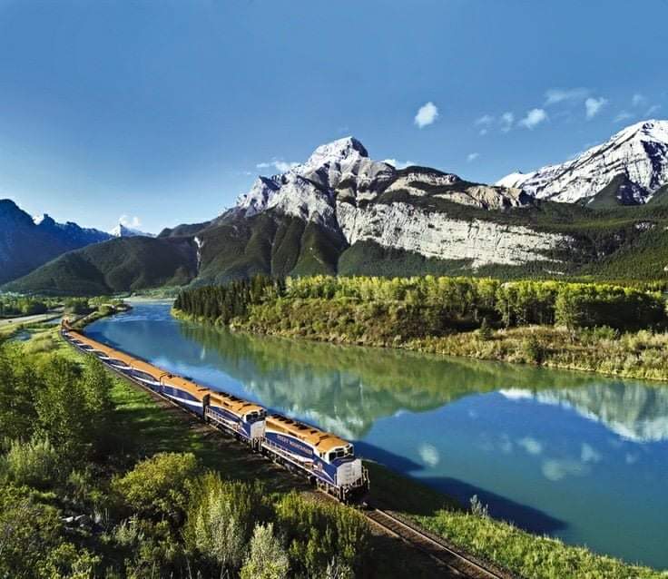 10 Most Beautiful Train Routes