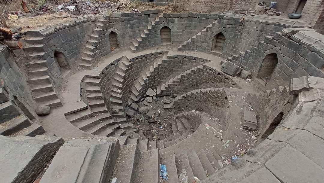 Amazing and Unique Stepwell