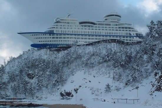 Sun Cruise Resort & Yacht, hotel in South Korea