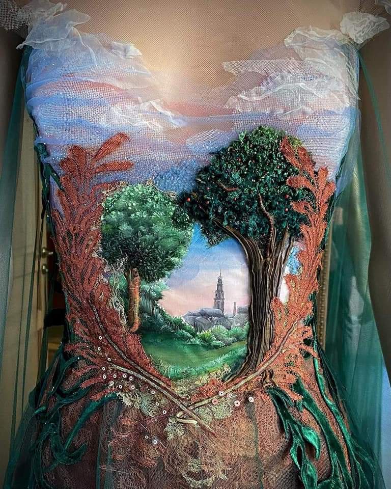 French woman creates exquisite dresses like you've never seen before (25 Pics)