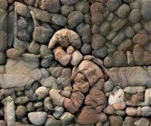 Amazing Stone Art (12 Pics)