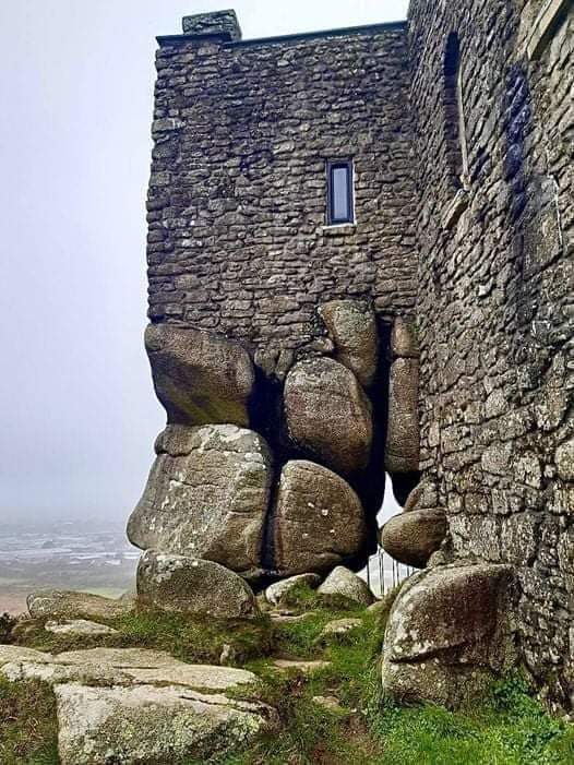 Photo Of The Day - Carn Brea Castle, Cornwall, United Kingdom