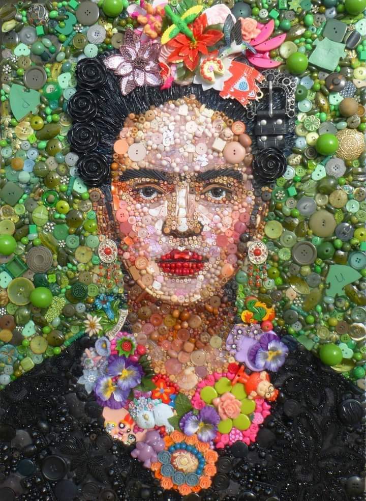 Jane Perkins takes it to another level creating artworks from found objects (8 Pics)