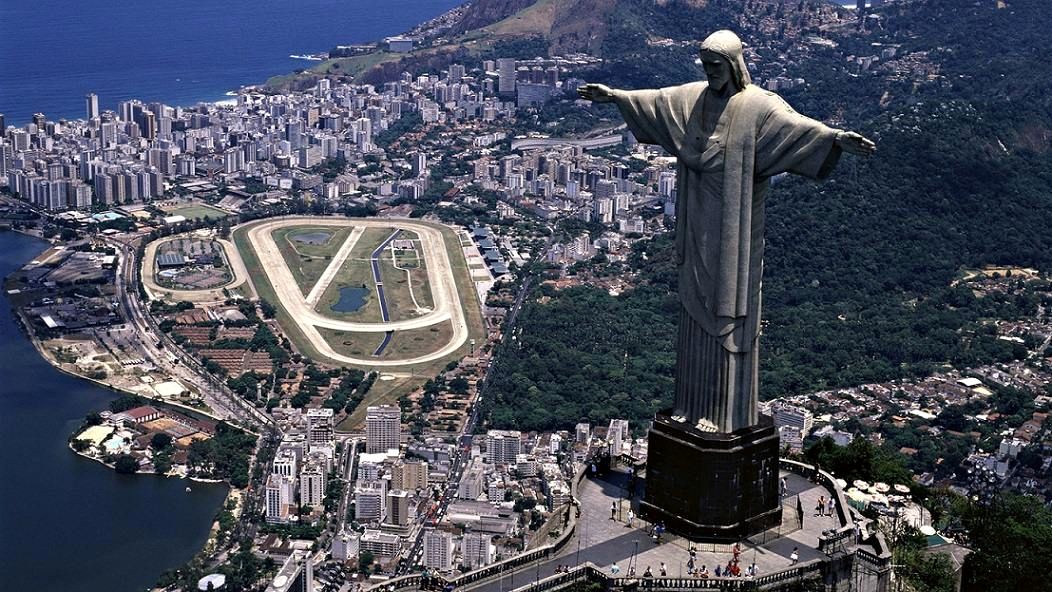 Christ the Redeemer - Jesus Christ statue in Rio De Janeiro