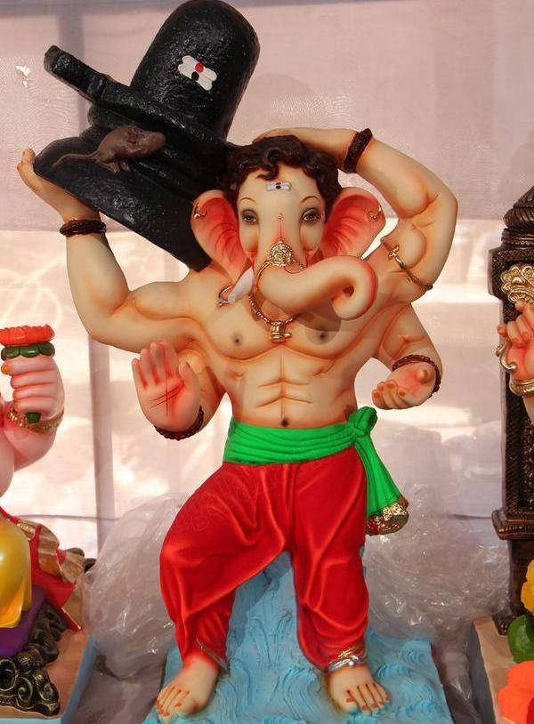 Ganesh Chaturthi | Lord Ganesha Idols  (12 Pictures)