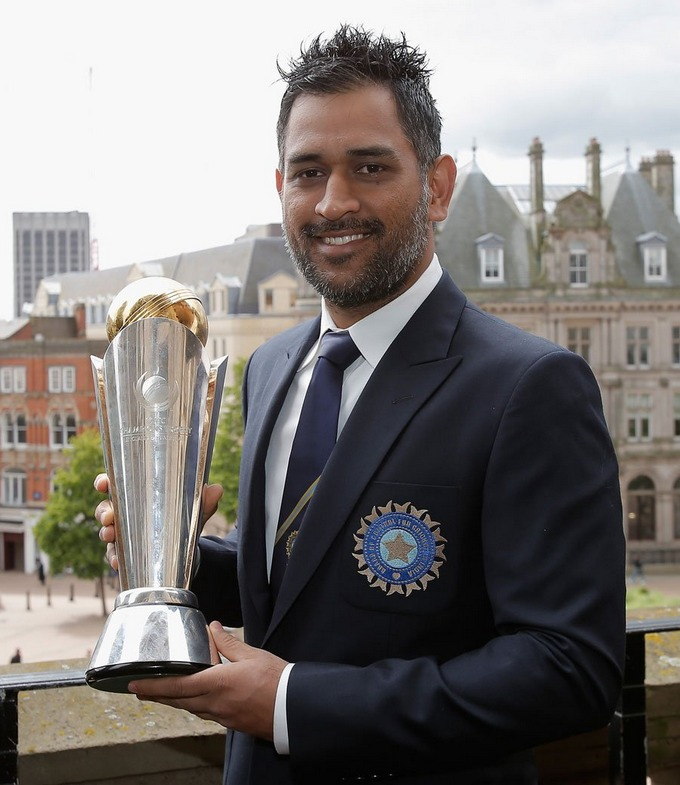 Trend Setting Hairstyles Of Indian Cricketer MS Dhoni
