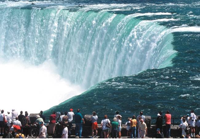 Niagara Falls Gets $4 Million Lighting Makeover 