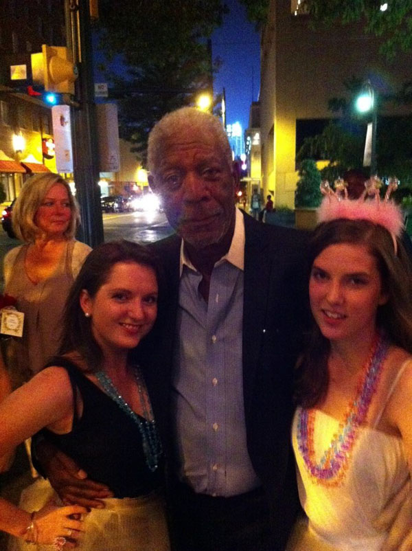 12 Unfortunate Times People Thought They Met Celebrities But Didn’t