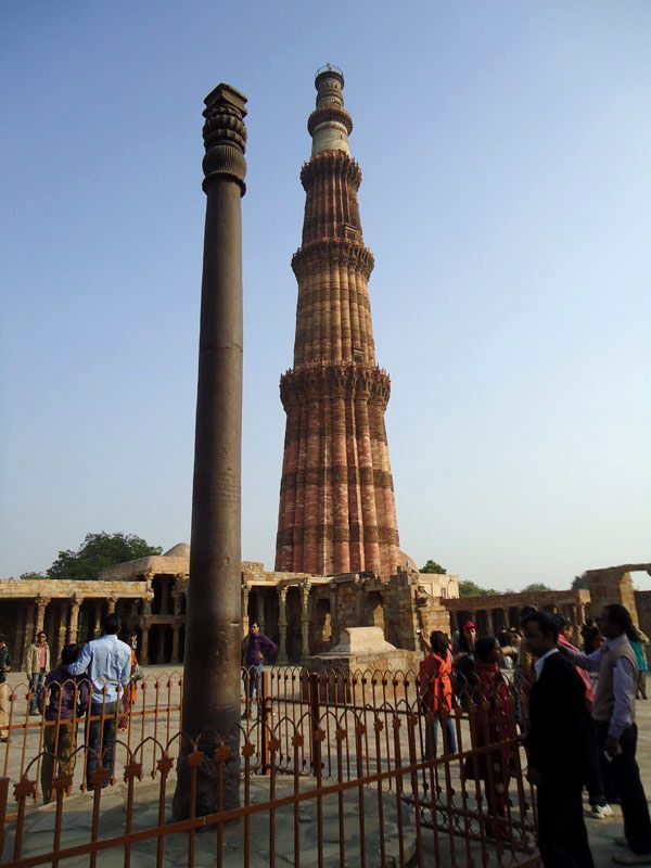 Mysterious 1600 Years Old Rust Free Iron Pillar Of Delhi