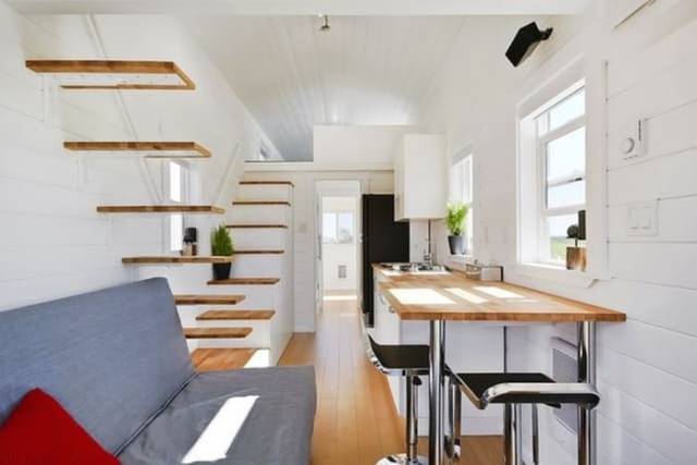 A Perfect House If You Like Both Comfort And Traveling (8 pics)