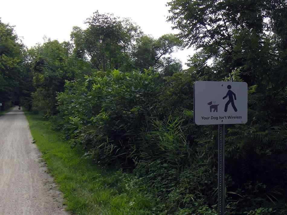 Signspotting | 51 Funny and Absurd Signs Around the World