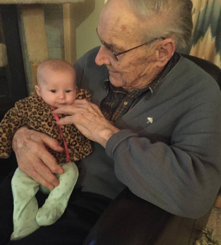 Grandparents And Grandkids Love Each Other So Much! (20 pics)