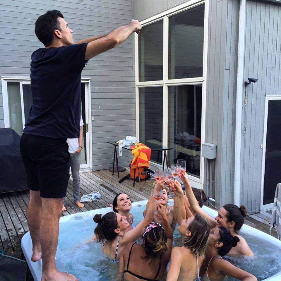 The Reality Behind Instagram girls’ Photos (36 Pics)