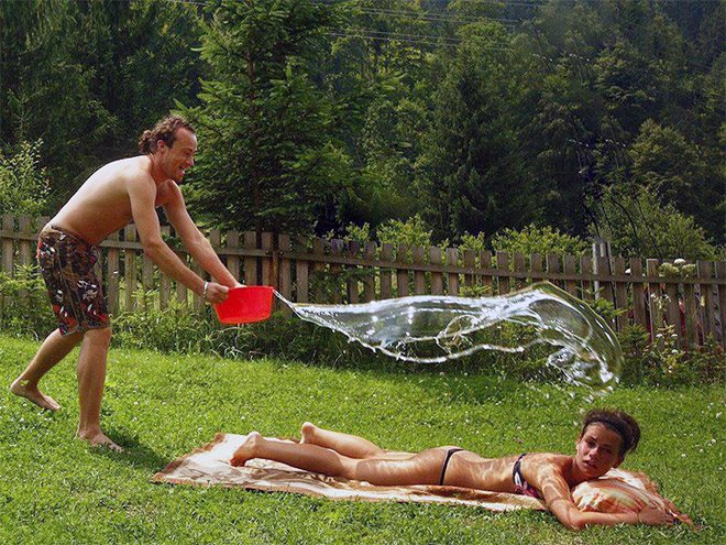 Right Before The Impact - Perfectly Timed Photos (19 Pics)