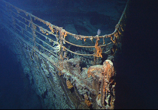 Titanic - Interesting Facts and Photos of the Titanic Ship