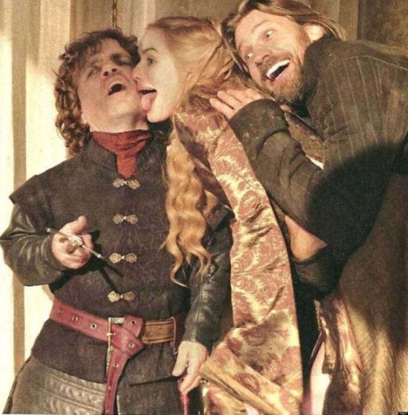 What You Don’t See In “Game Of Thrones” (20 pics)
